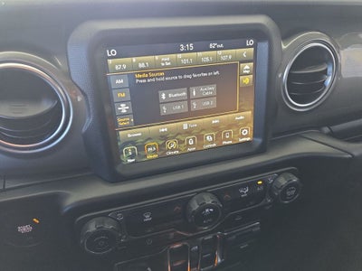 2022 Jeep Wrangler Unlimited Sahara 4x4