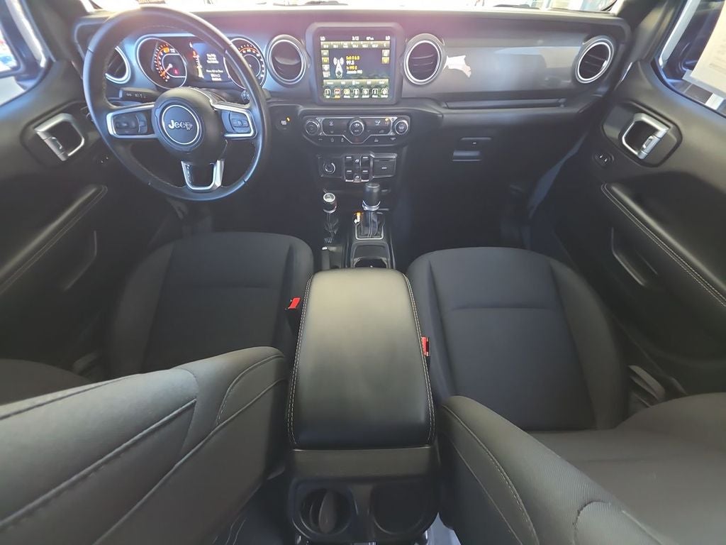 2022 Jeep Wrangler Unlimited Sahara 4x4