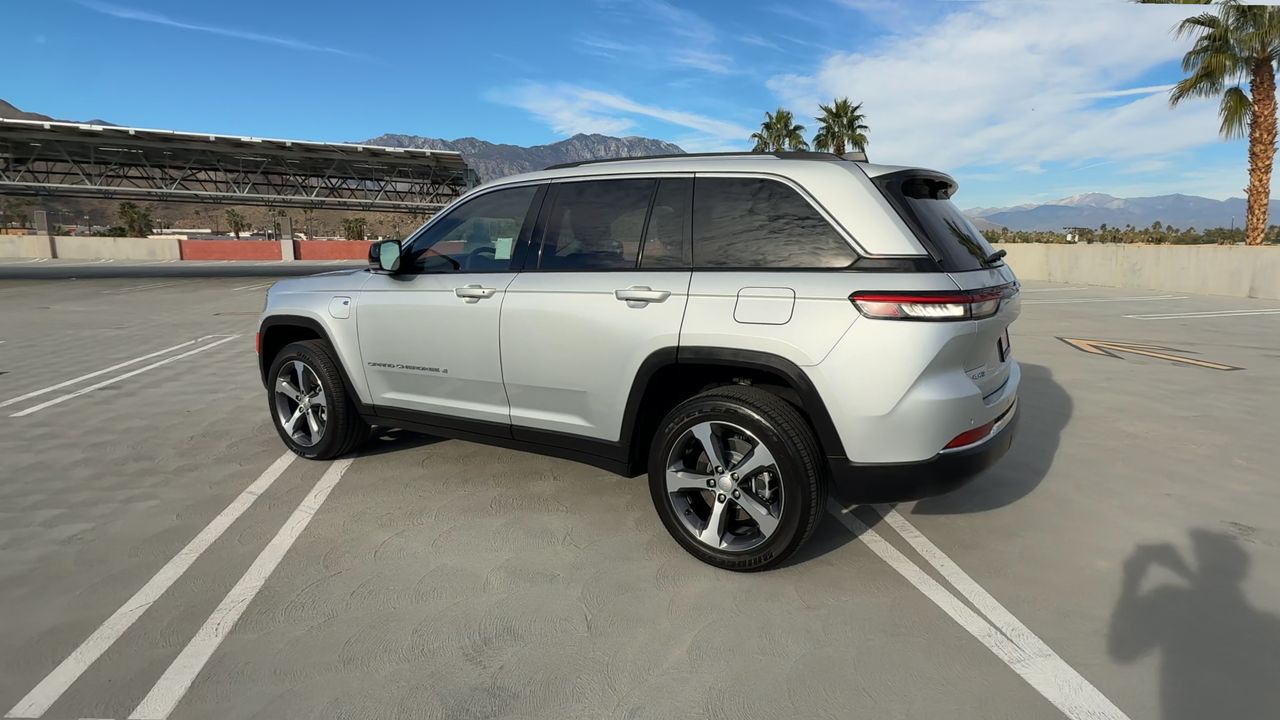 2022 Jeep Grand Cherokee 4xe Limited 4x4