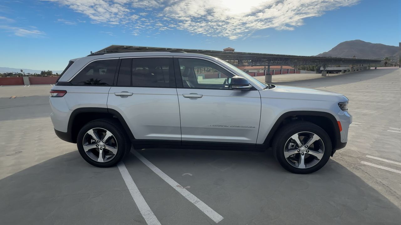 2022 Jeep Grand Cherokee 4xe Limited 4x4