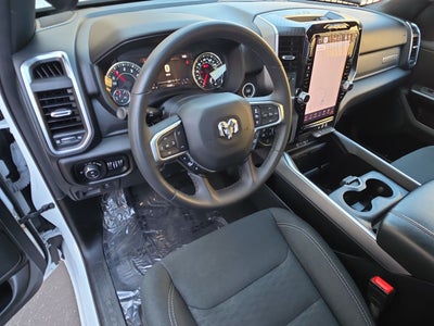 2025 RAM 1500 Big Horn Crew Cab 4x4 5'7" Box