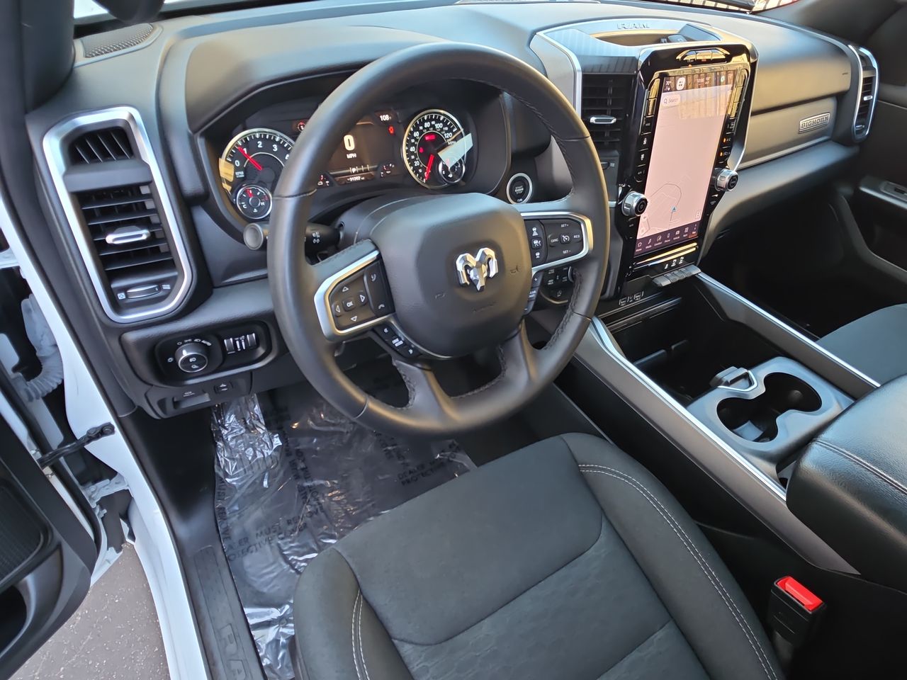 2025 RAM 1500 Big Horn Crew Cab 4x4 5'7" Box