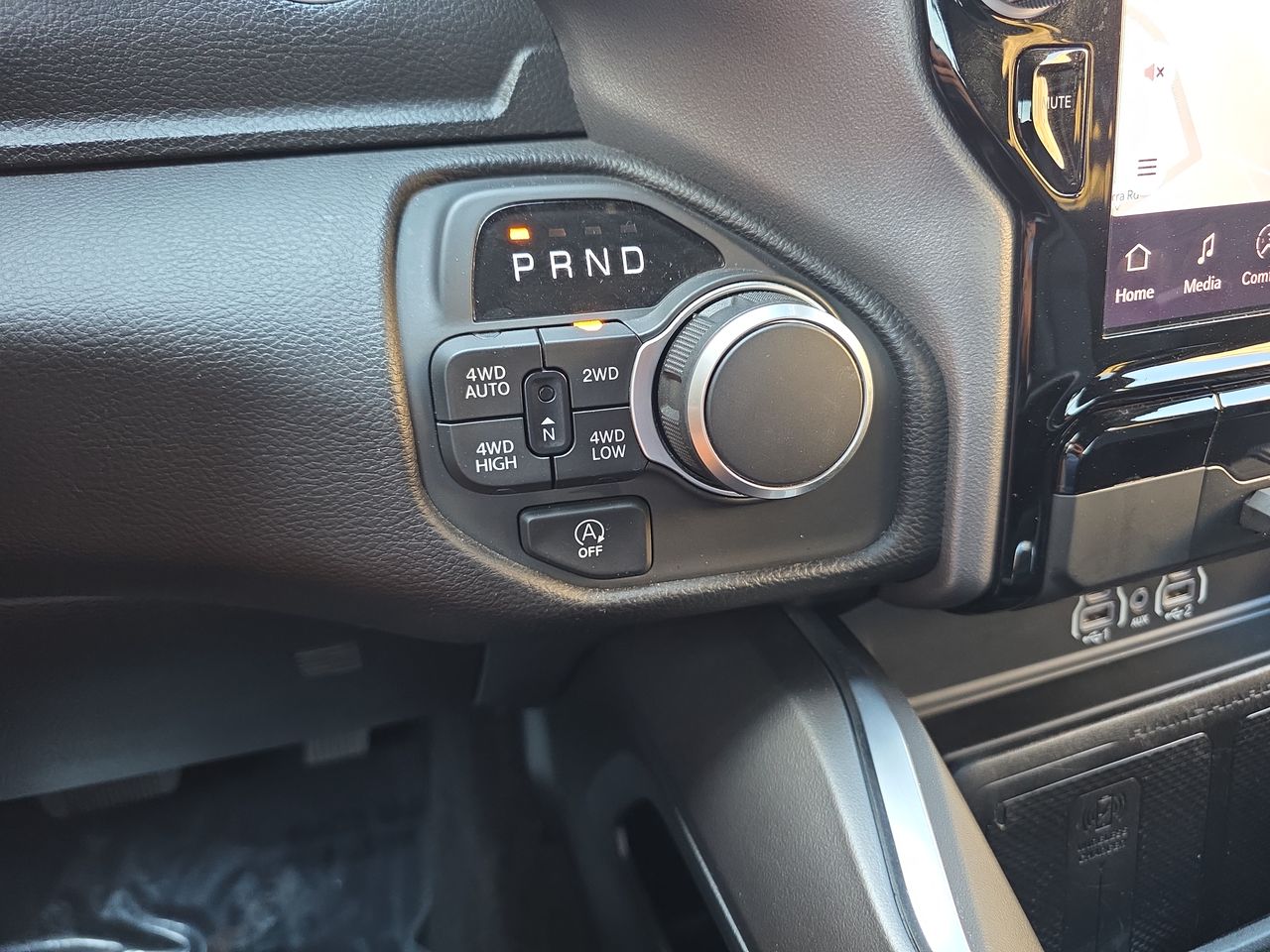 2025 RAM 1500 Big Horn Crew Cab 4x4 5'7" Box