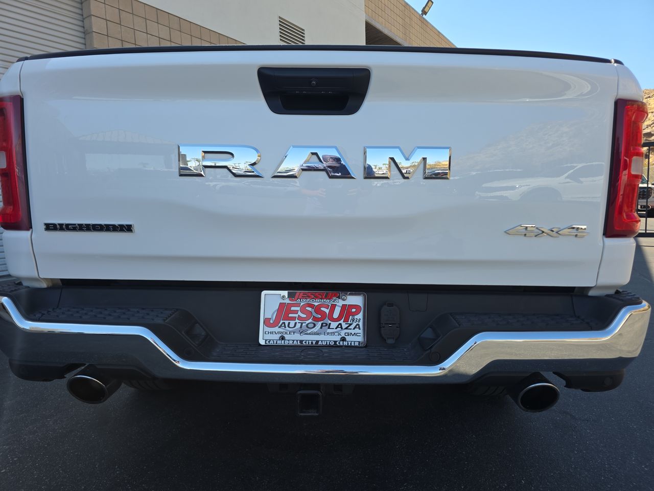 2025 RAM 1500 Big Horn Crew Cab 4x4 5'7" Box