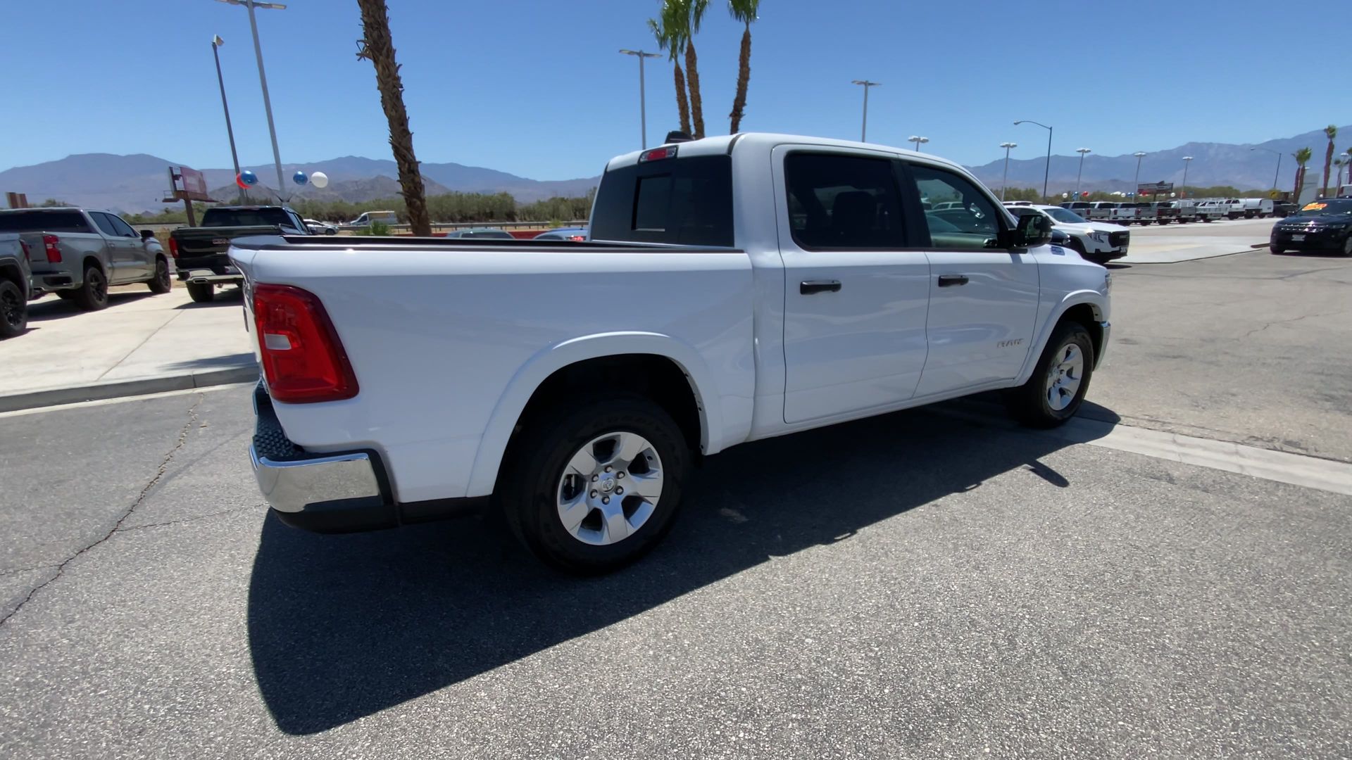 2025 RAM 1500 Big Horn Crew Cab 4x4 5'7" Box
