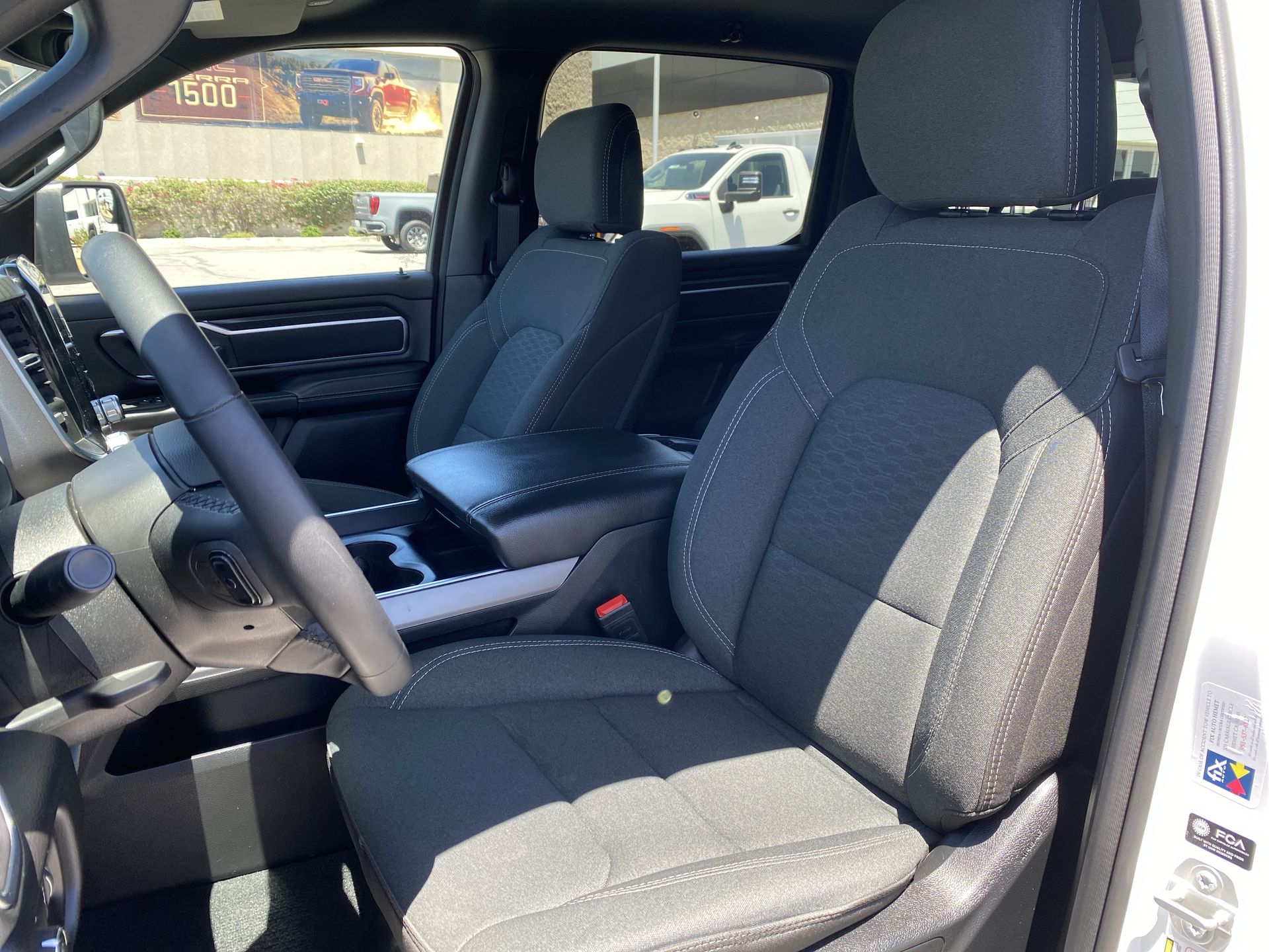 2025 RAM 1500 Big Horn Crew Cab 4x4 5'7" Box