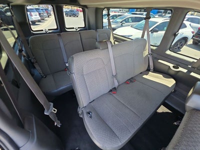 2025 Chevrolet Express Passenger 1LT