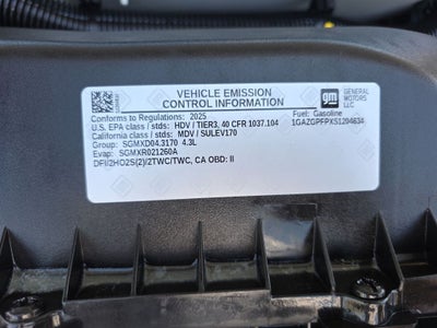2025 Chevrolet Express Passenger 1LT