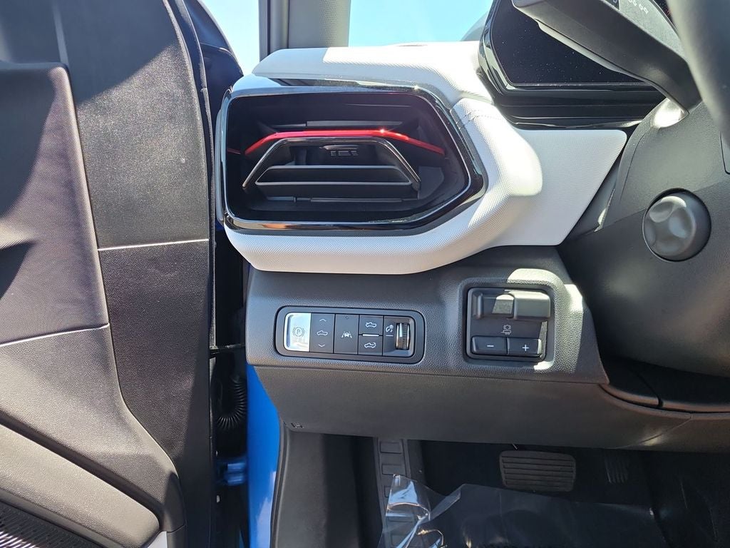 2025 Chevrolet Silverado EV RST - Max Range