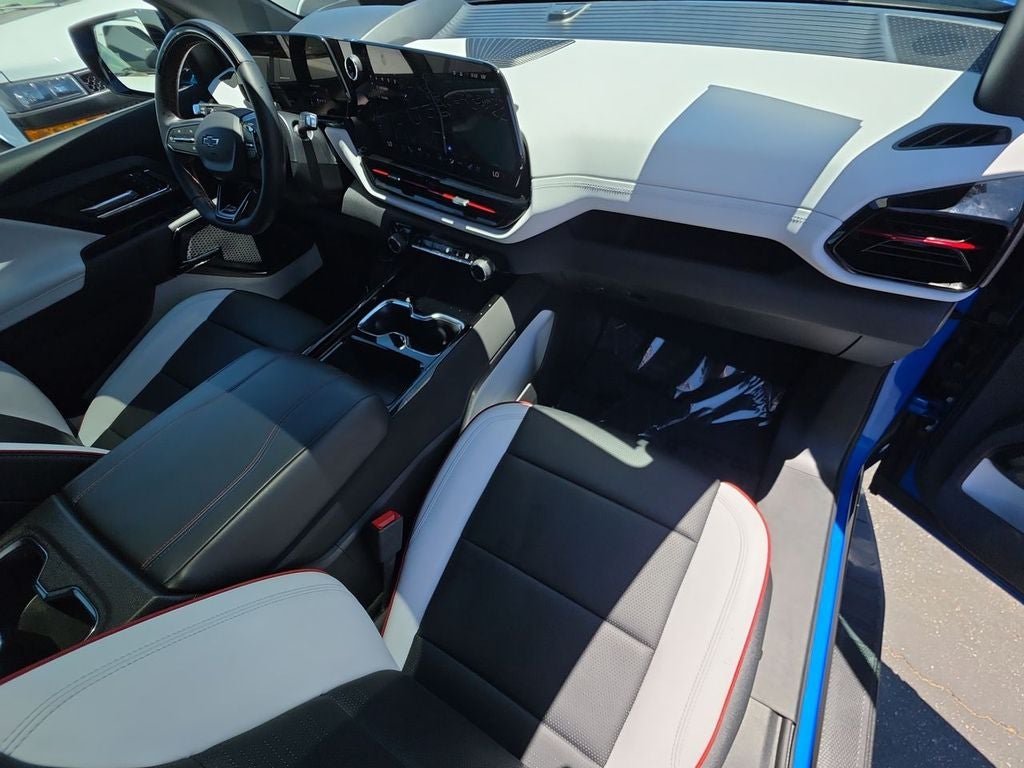 2025 Chevrolet Silverado EV RST - Max Range
