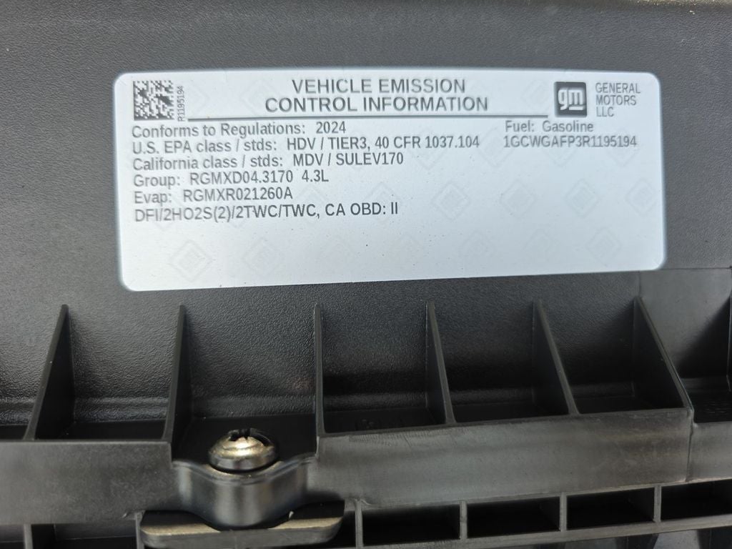 2024 Chevrolet Express Cargo 2500 WT