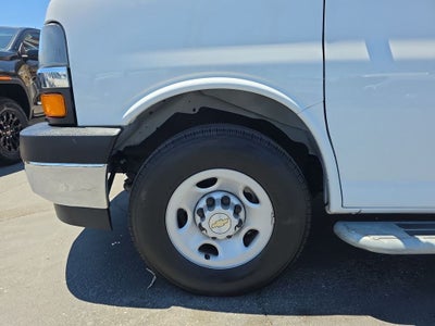 2024 Chevrolet Express Cargo 2500 WT