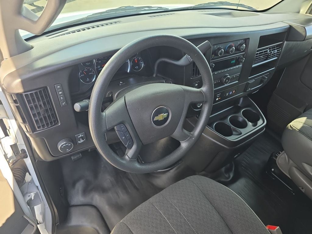 2024 Chevrolet Express Cargo 2500 WT
