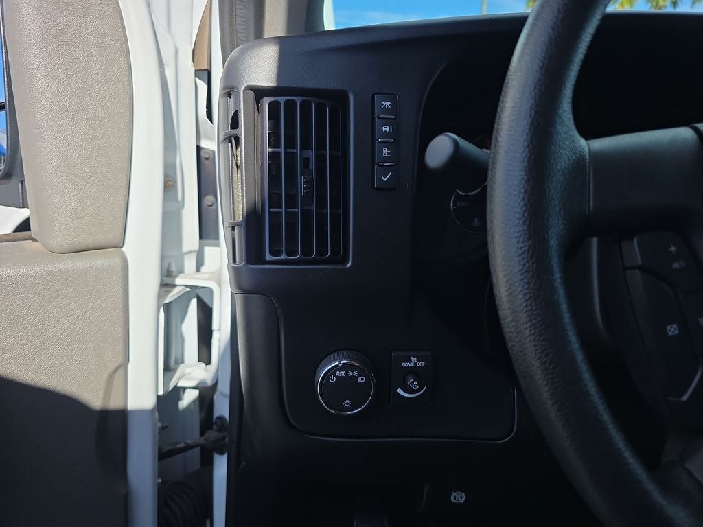 2024 Chevrolet Express Cargo 2500 WT