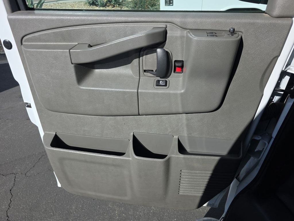 2024 Chevrolet Express Cargo 2500 WT