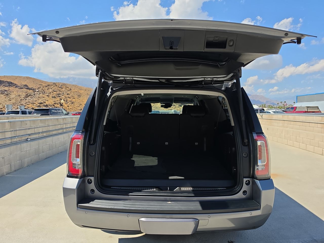 2019 GMC Yukon XL SLT Standard Edition