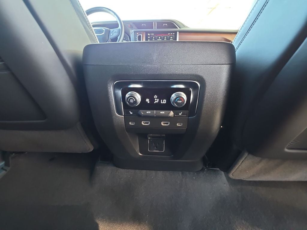 2024 GMC Yukon Denali Ultimate