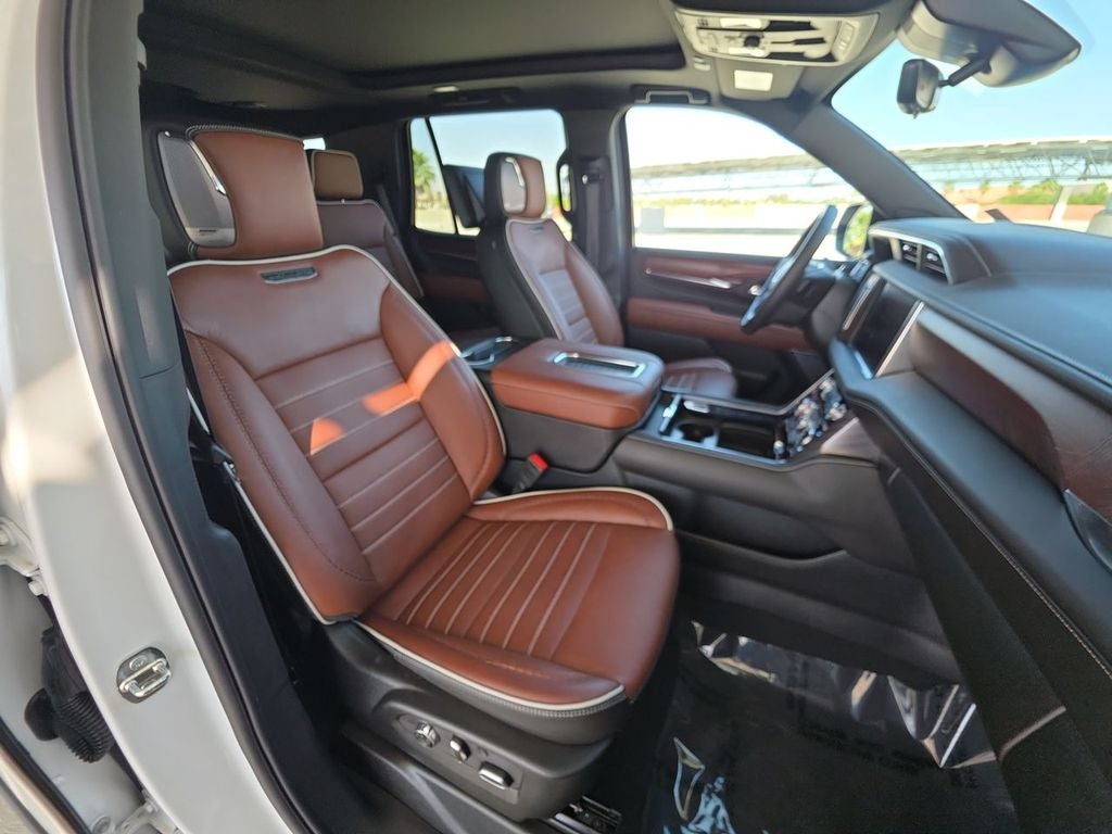 2024 GMC Yukon Denali Ultimate