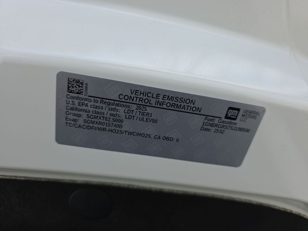 2025 Chevrolet Traverse LT