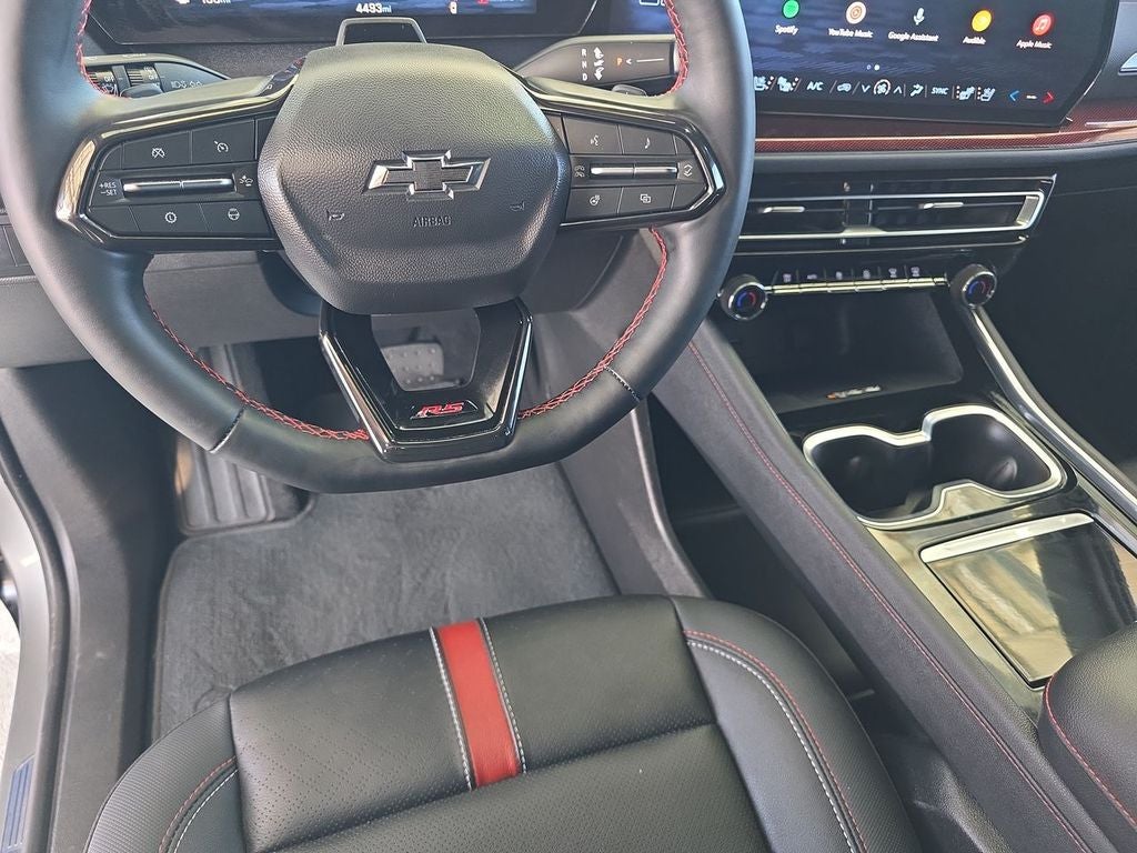 2025 Chevrolet Traverse RS