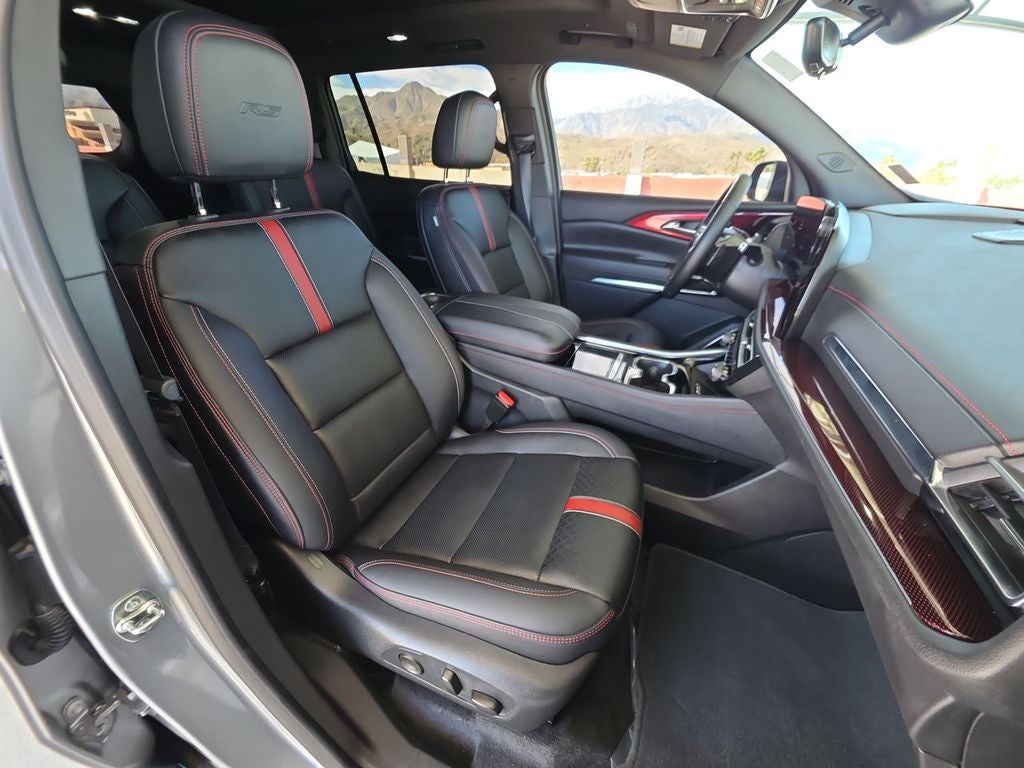 2025 Chevrolet Traverse RS