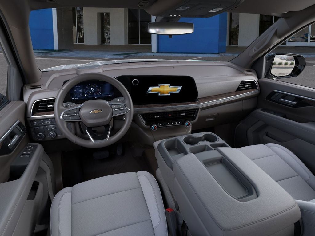 2025 Chevrolet Suburban LS
