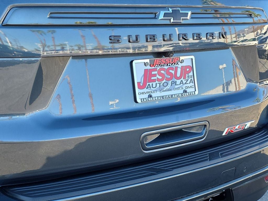 2021 Chevrolet Suburban RST