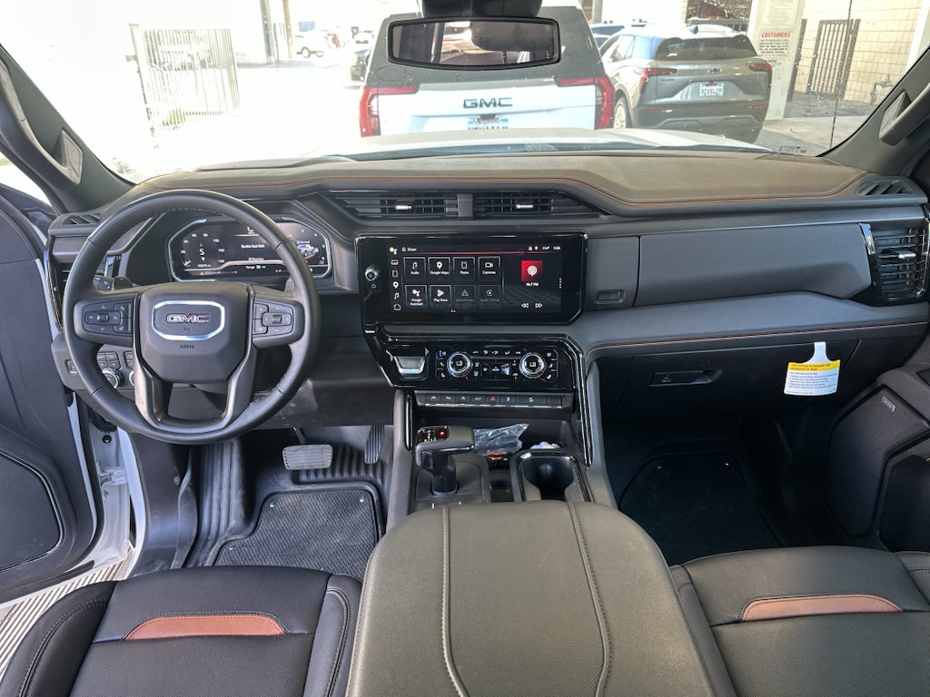 2025 GMC Sierra 1500 AT4