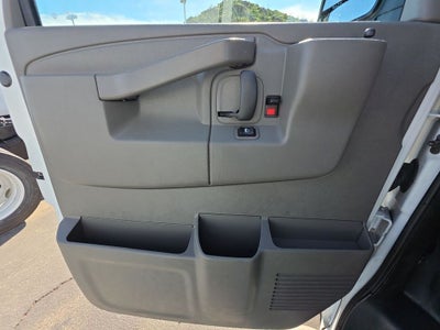 2023 GMC Savana Cargo 2500 Work Van