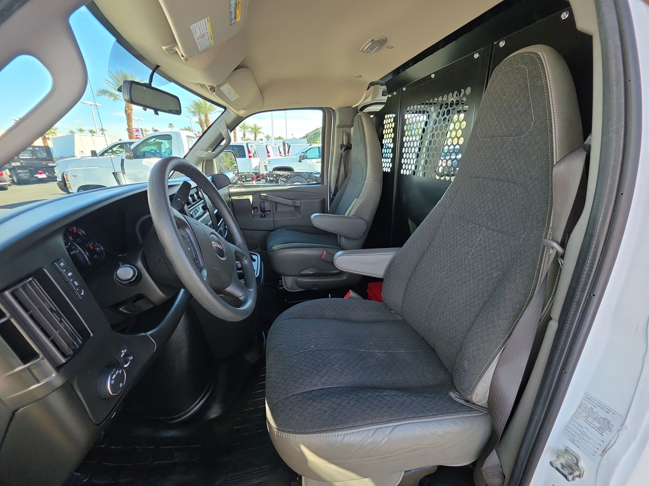 2023 GMC Savana Cargo 2500 Work Van