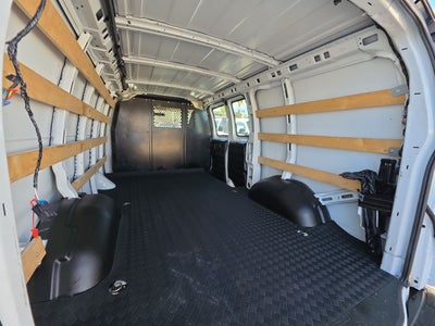 2023 GMC Savana Cargo 2500 Work Van