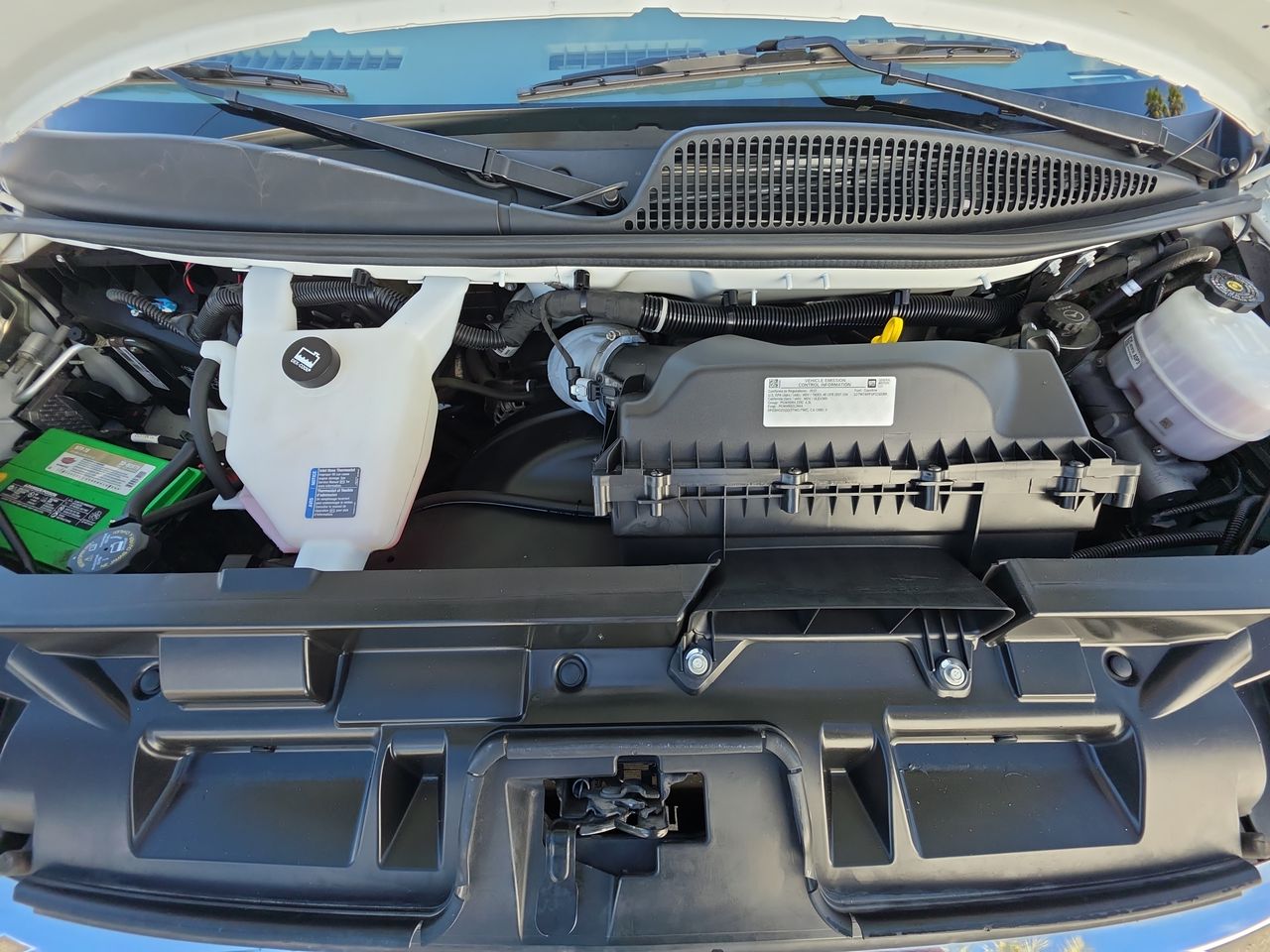 2023 GMC Savana Cargo 2500 Work Van