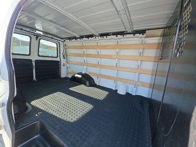 2023 GMC Savana Cargo 2500 Work Van