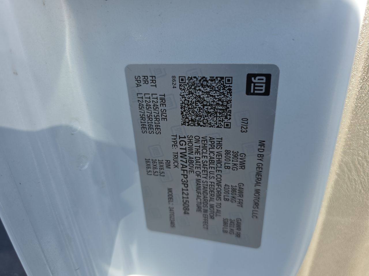 2023 GMC Savana Cargo 2500 Work Van