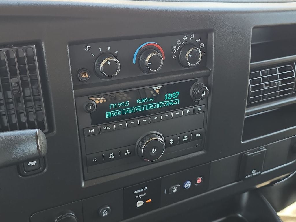 2024 GMC Savana Cargo 2500 Work Van