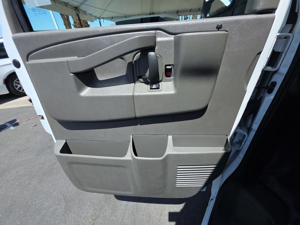 2024 GMC Savana Cargo 2500 Work Van
