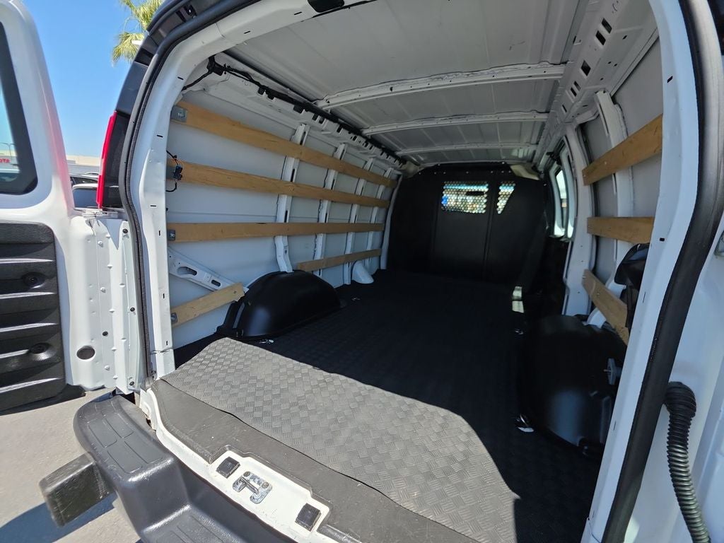 2024 GMC Savana Cargo 2500 Work Van