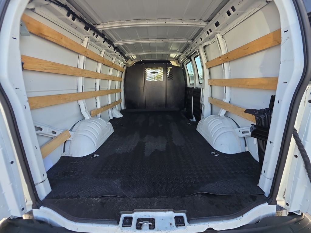 2024 GMC Savana Cargo 2500 Work Van