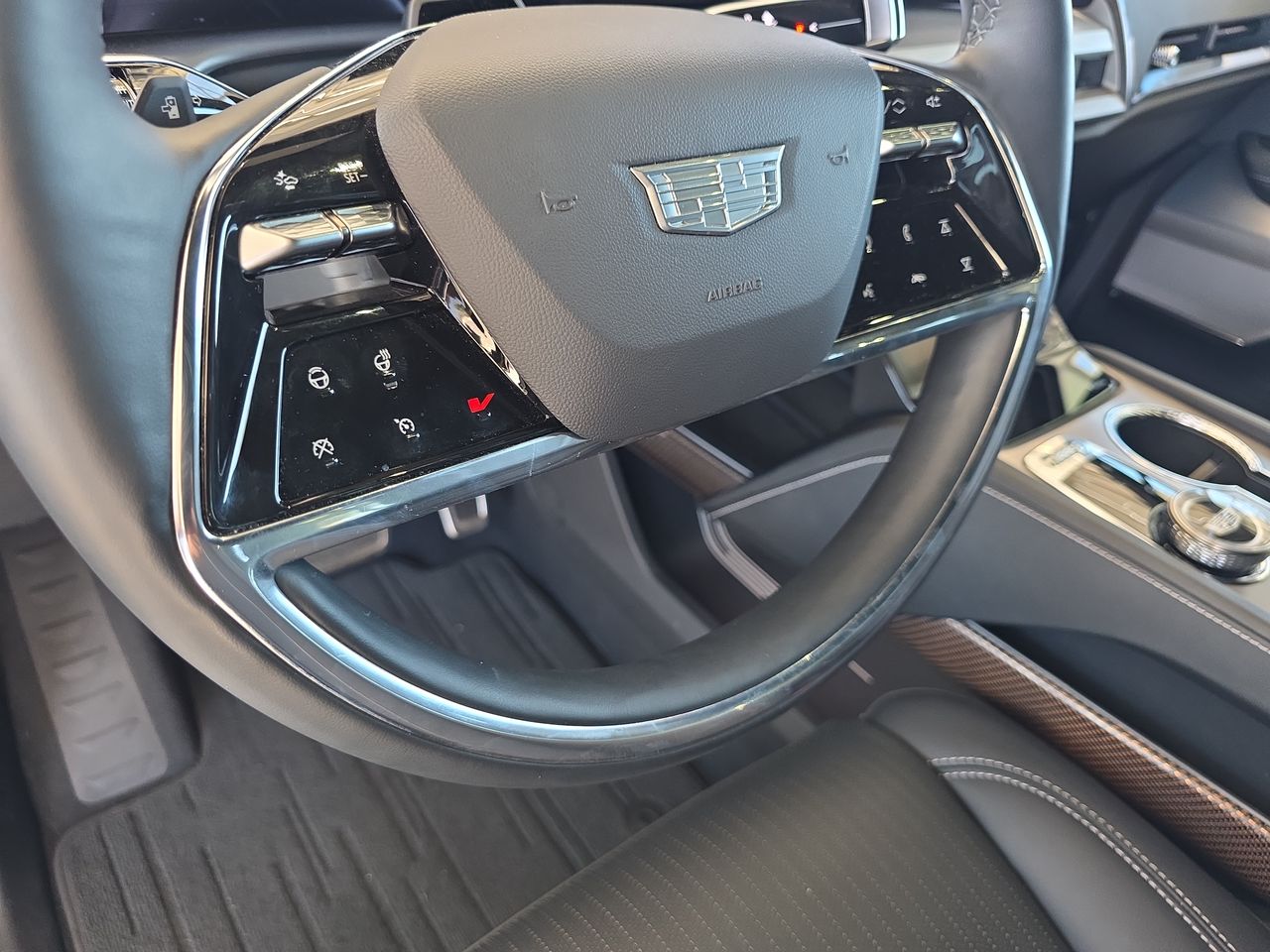 2026 Cadillac VISTIQ Sport