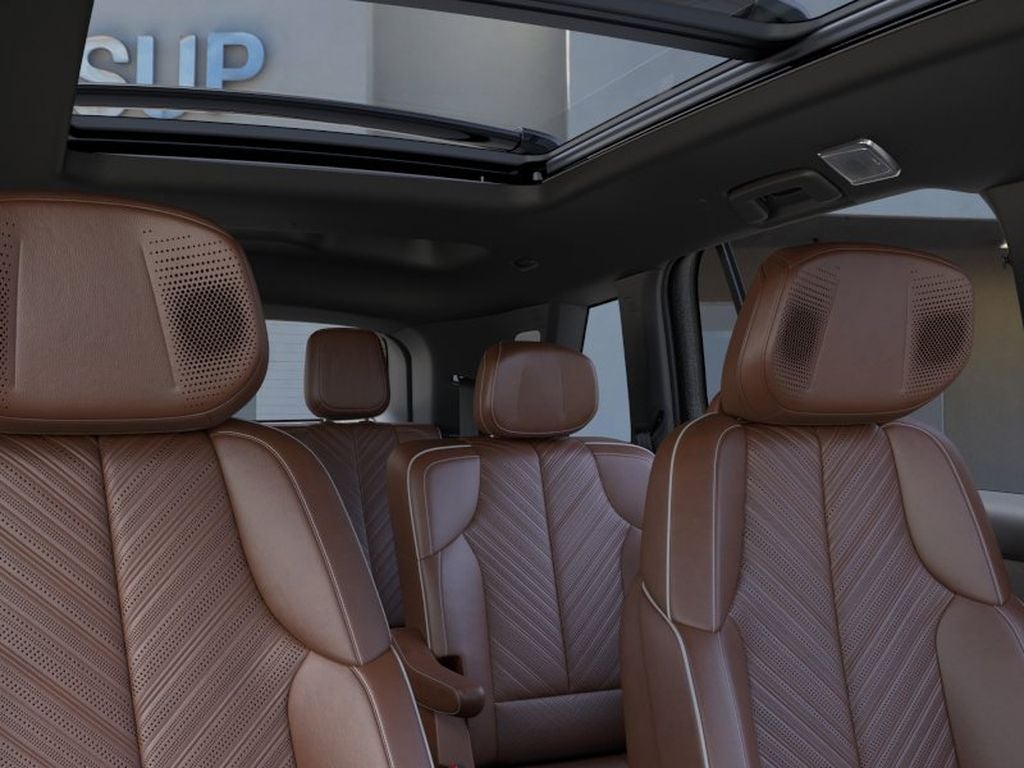 2027 Cadillac VISTIQ Platinum