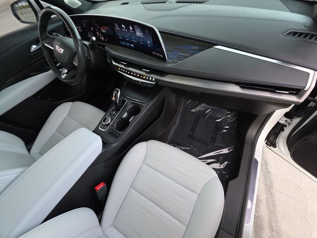 2024 Cadillac XT4 Sport