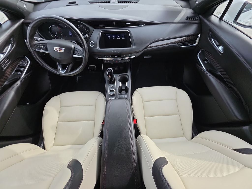 2023 Cadillac XT4 Sport