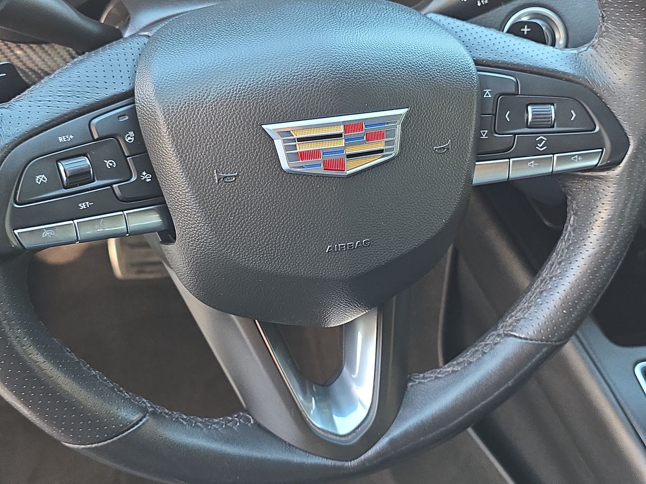 2023 Cadillac XT4 Sport