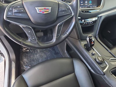 2023 Cadillac XT5 Luxury