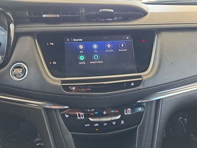 2023 Cadillac XT5 Luxury