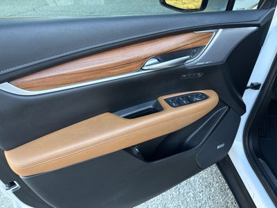 2024 Cadillac XT5 Premium Luxury