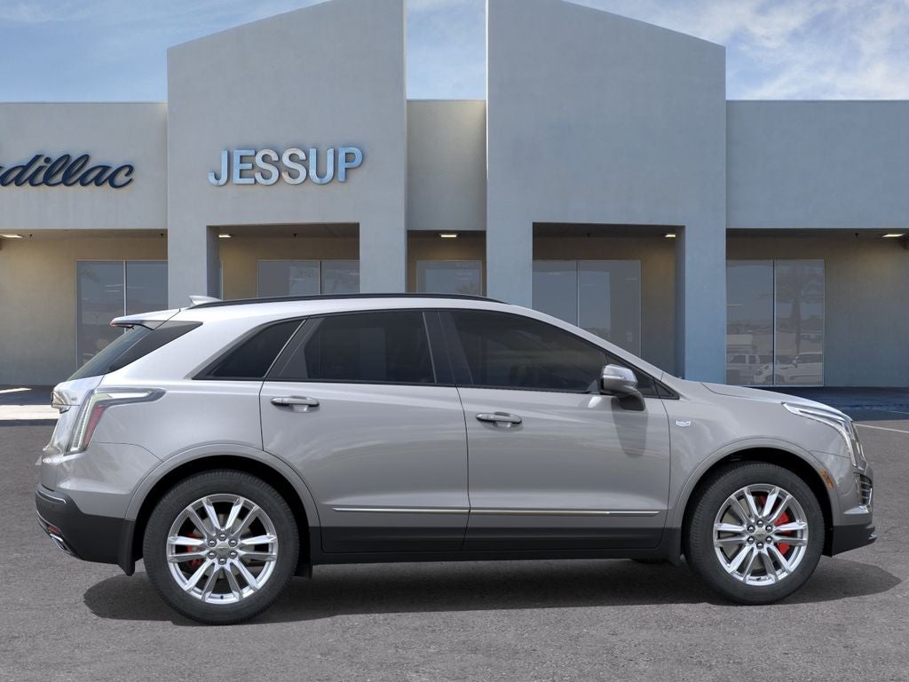 2025 Cadillac XT5 Sport