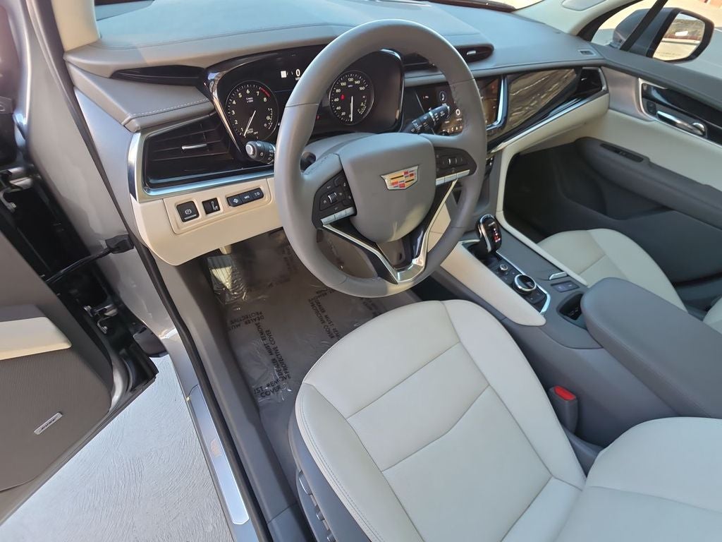 2025 Cadillac XT6 Premium Luxury