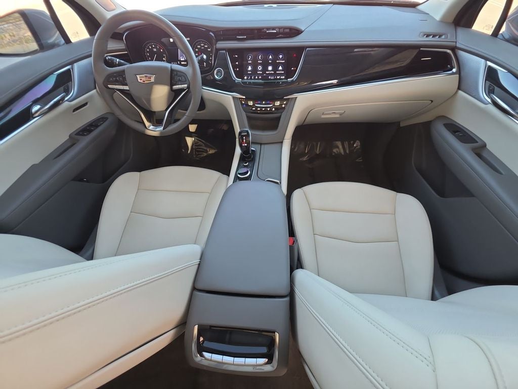 2025 Cadillac XT6 Premium Luxury