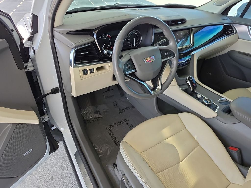2023 Cadillac XT6 Premium Luxury